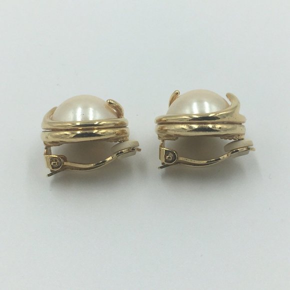 RICHELIEU Round Faux PEARL Cabochon GOLD Tone Vintage Clip-on EARRINGS, NEW - Picture 5 of 6